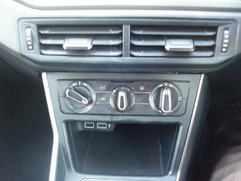 VOLKSWAGEN POLO 1.0 TSI SE  2019