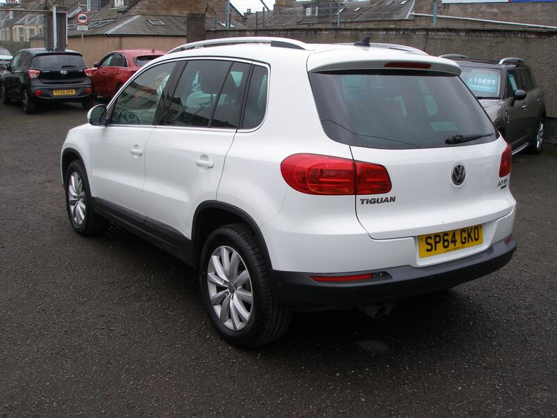 VOLKSWAGEN TIGUAN 2.0 TDI BlueMotion Tech Match  2014