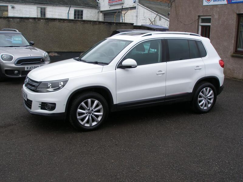VOLKSWAGEN TIGUAN 2.0 TDI BlueMotion Tech Match  2014
