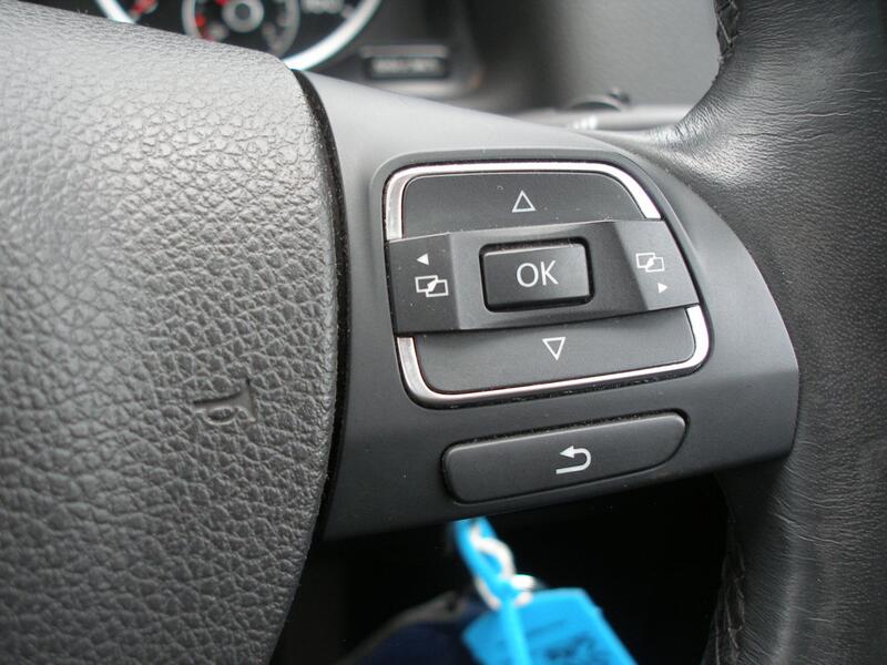 VOLKSWAGEN TIGUAN 2.0 TDI BlueMotion Tech Match  2014