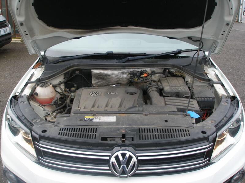 VOLKSWAGEN TIGUAN 2.0 TDI BlueMotion Tech Match  2014
