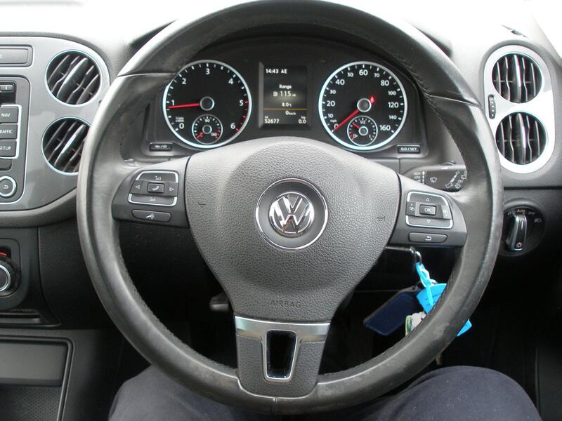 VOLKSWAGEN TIGUAN 2.0 TDI BlueMotion Tech Match  2014