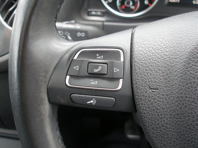 VOLKSWAGEN TIGUAN 2.0 TDI BlueMotion Tech Match  2014