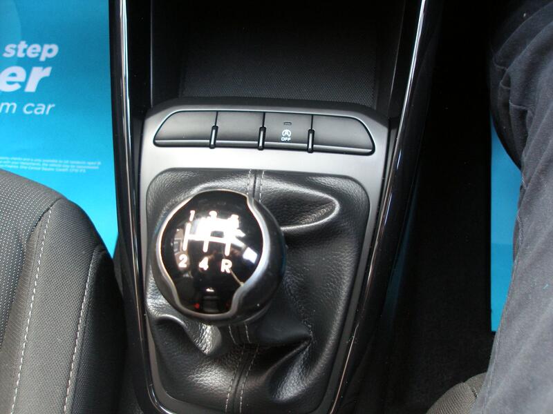 KIA RIO 1.3 2 2017