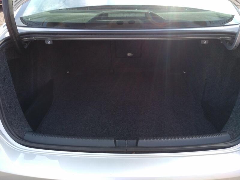 VOLKSWAGEN JETTA 2.0 TDI SE 2012