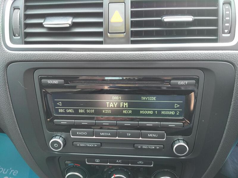 VOLKSWAGEN JETTA 2.0 TDI SE 2012