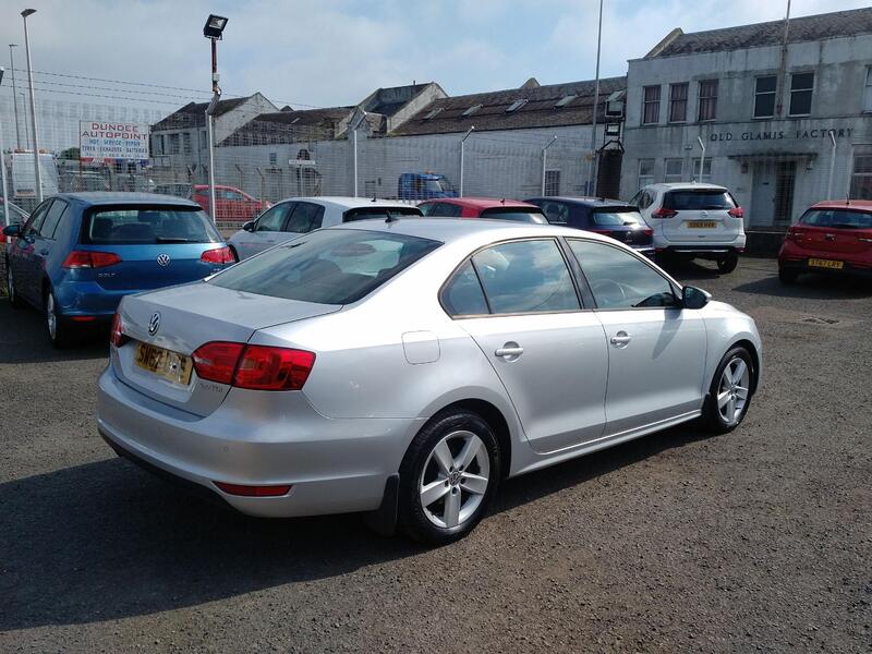 VOLKSWAGEN JETTA 2.0 TDI SE 2012