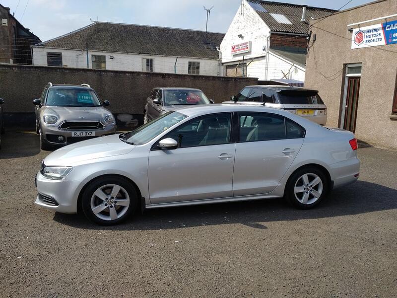 VOLKSWAGEN JETTA 2.0 TDI SE 2012