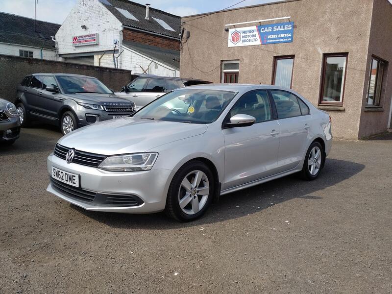 VOLKSWAGEN JETTA 2.0 TDI SE 2012