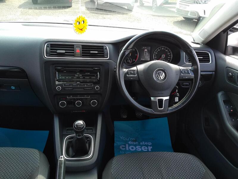 VOLKSWAGEN JETTA 2.0 TDI SE 2012