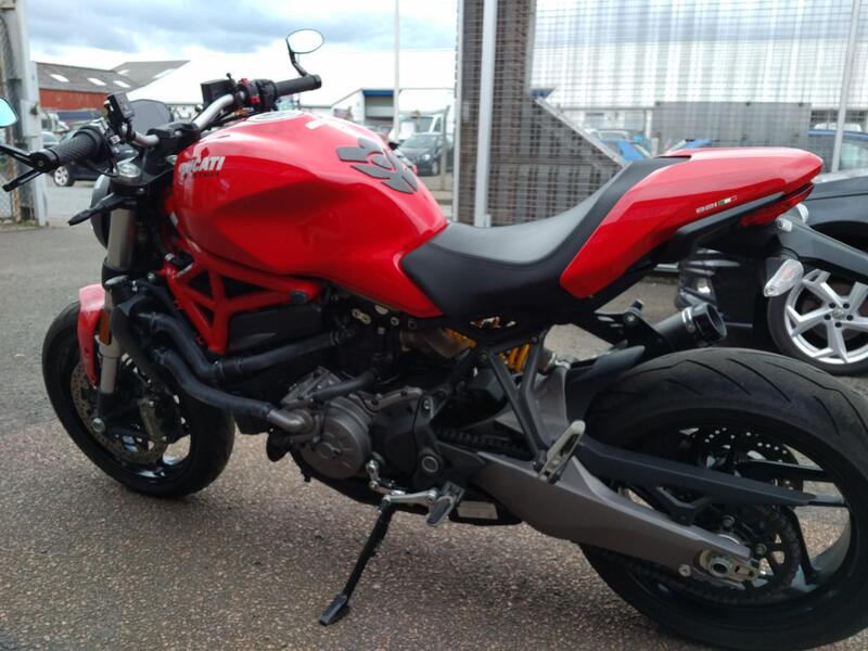 DUCATI MONSTER 821  2020