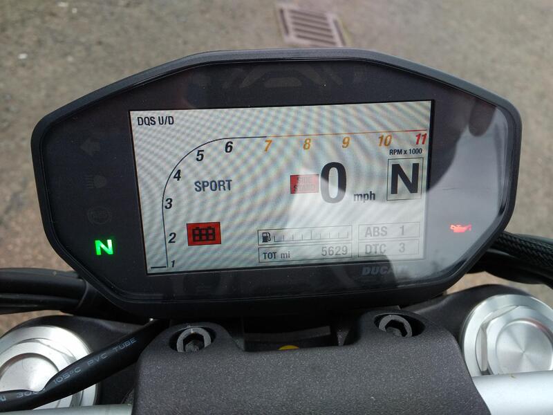 DUCATI MONSTER 821  2020