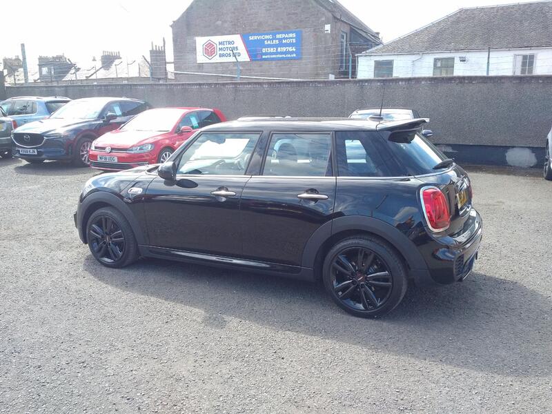 MINI HATCH 2.0 5-Door Hatch Cooper S Sport 2019