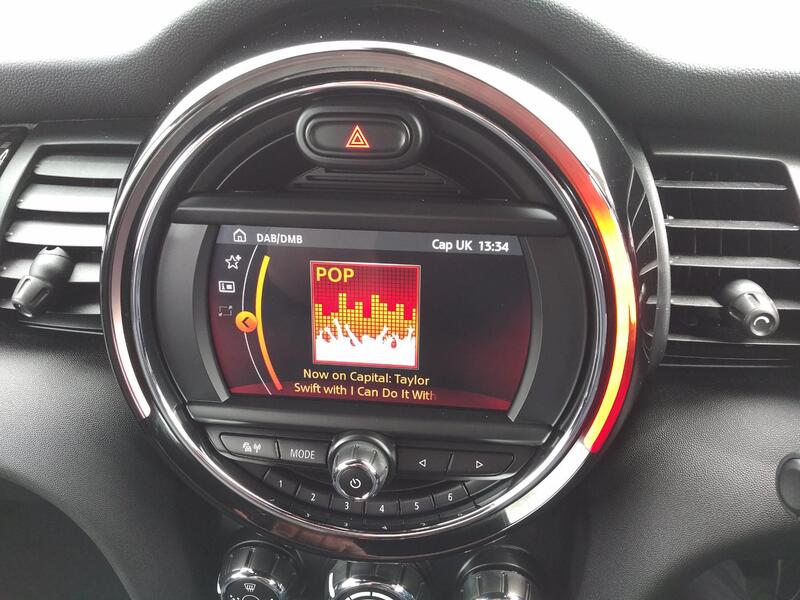 MINI HATCH 2.0 5-Door Hatch Cooper S Sport 2019
