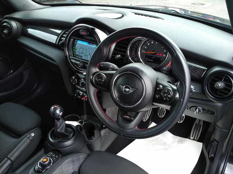 MINI HATCH 2.0 5-Door Hatch Cooper S Sport 2019