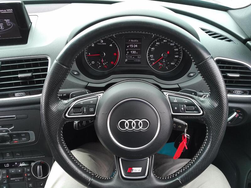 AUDI Q3 2.0 TDI S line 2016
