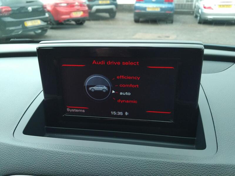AUDI Q3 2.0 TDI S line 2016