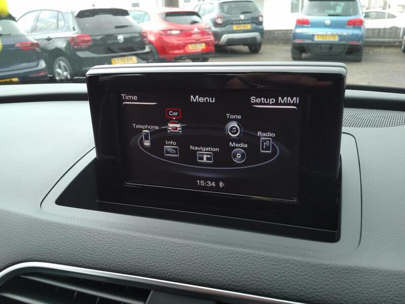 AUDI Q3 2.0 TDI S line 2016