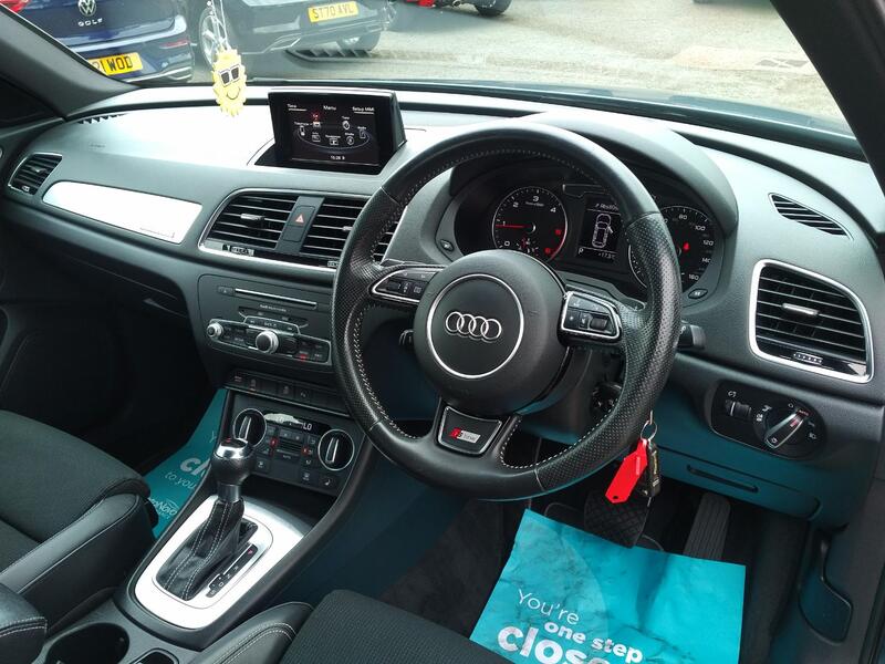 AUDI Q3 2.0 TDI S line 2016