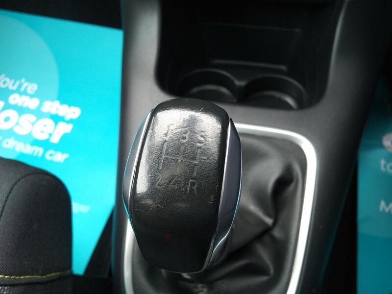 CITROEN C3 1.2 PureTech Flair 2017