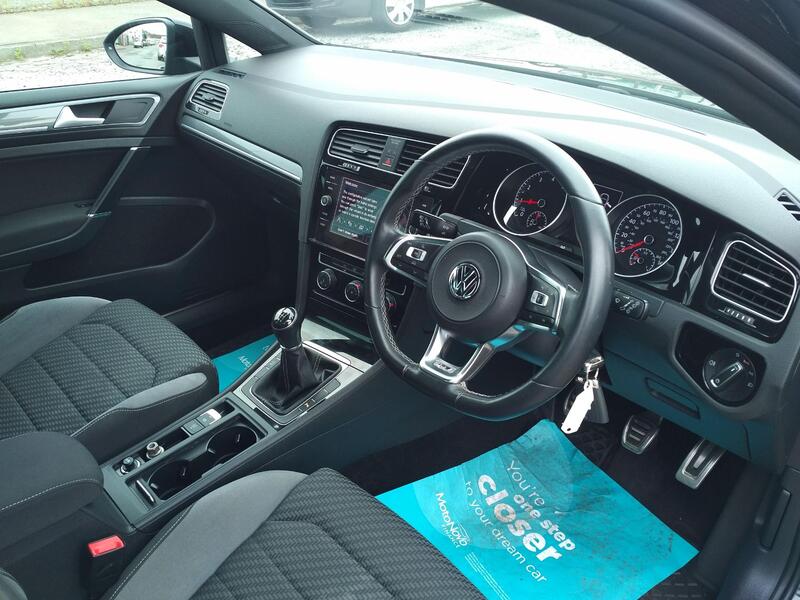 VOLKSWAGEN GOLF 1.5 TSI EVO R-Line 2018