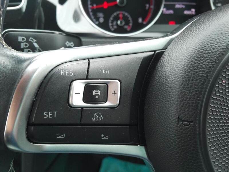 VOLKSWAGEN GOLF 1.5 TSI EVO R-Line 2018