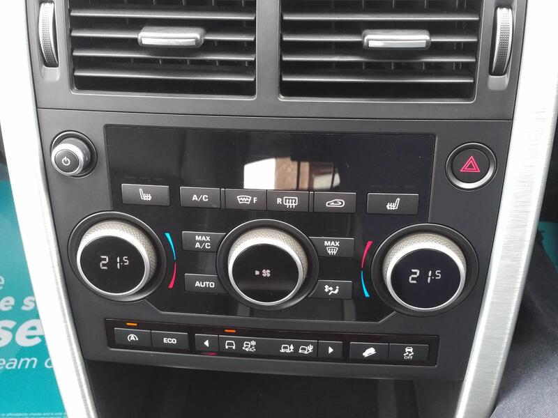 LAND ROVER DISCOVERY SPORT 2.0 TD4 SE Tech 2016