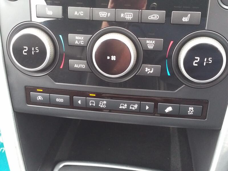 LAND ROVER DISCOVERY SPORT 2.0 TD4 SE Tech 2016