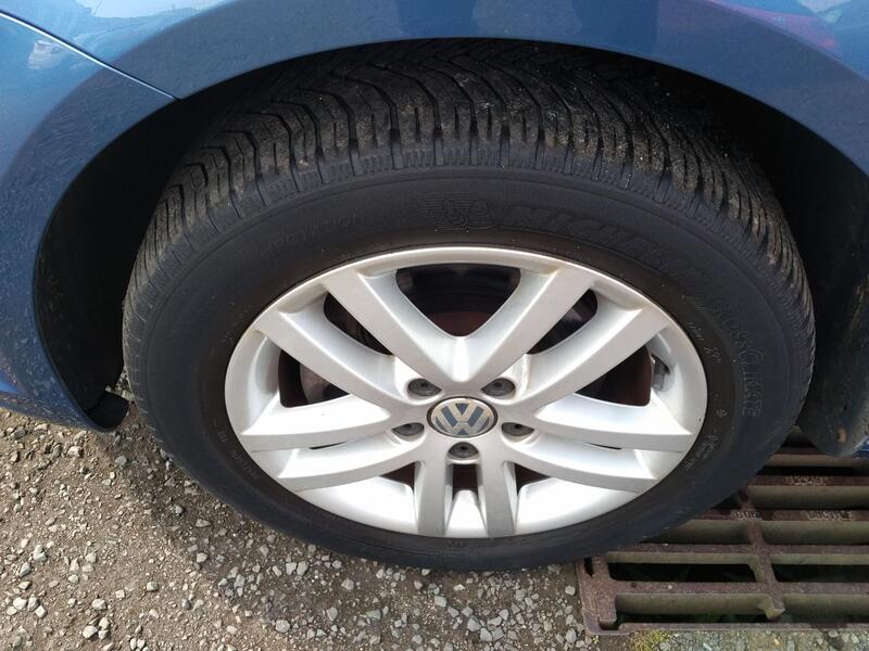VOLKSWAGEN TOURAN 1.6 TDI SE 2013