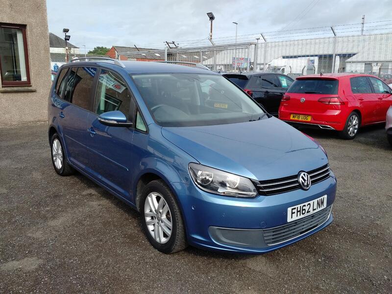 VOLKSWAGEN TOURAN 1.6 TDI SE 2013
