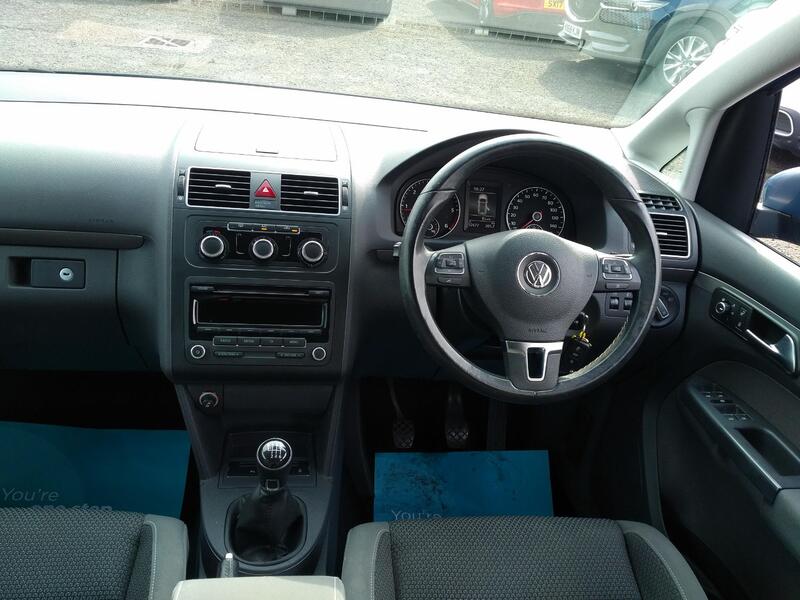 VOLKSWAGEN TOURAN 1.6 TDI SE 2013