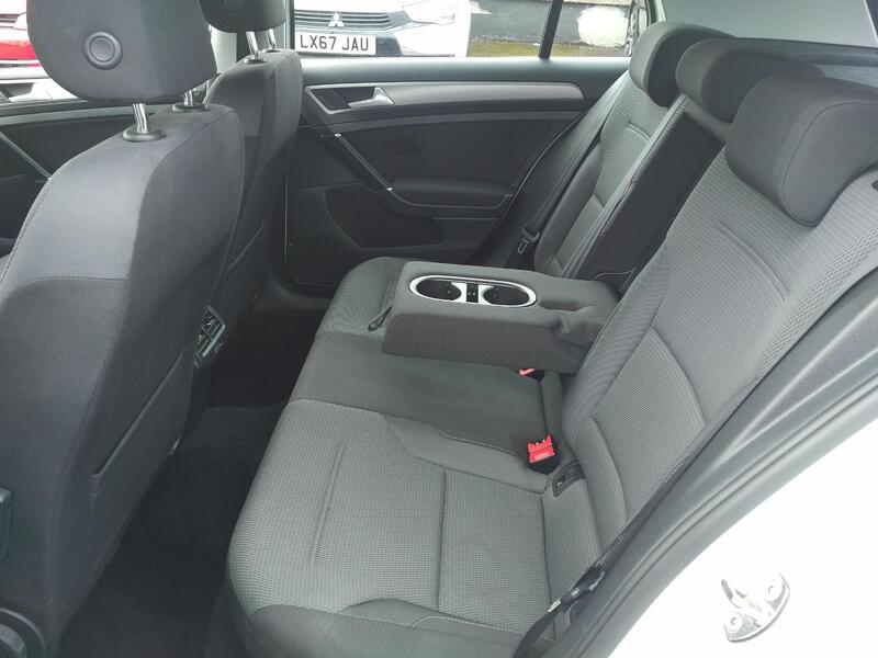 VOLKSWAGEN GOLF 1.6 TDI BlueMotion Tech Match 2015