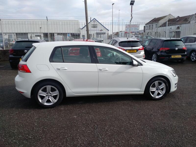 VOLKSWAGEN GOLF 1.6 TDI BlueMotion Tech Match 2015