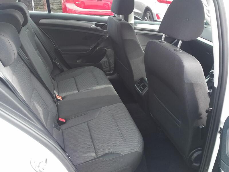 VOLKSWAGEN GOLF 1.6 TDI BlueMotion Tech Match 2015