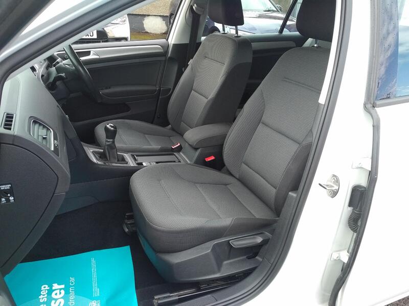 VOLKSWAGEN GOLF 1.6 TDI BlueMotion Tech Match 2015