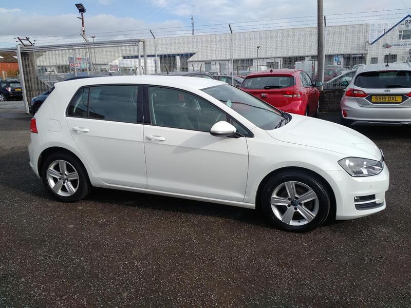 VOLKSWAGEN GOLF 1.6 TDI BlueMotion Tech Match 2015