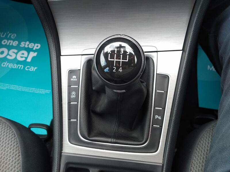 VOLKSWAGEN GOLF 1.6 TDI BlueMotion Tech Match 2015