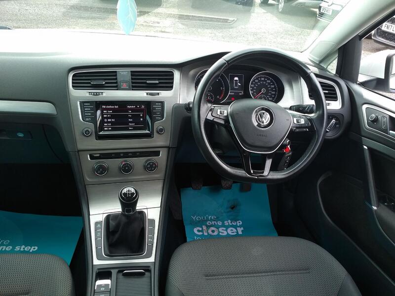 VOLKSWAGEN GOLF 1.6 TDI BlueMotion Tech Match 2015