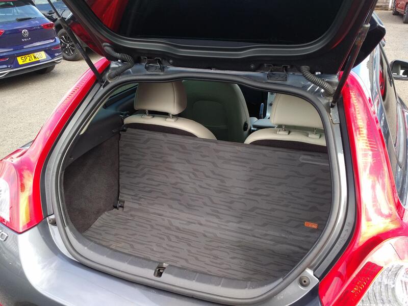 VOLVO C30 1.6 D2 SE Lux 2013