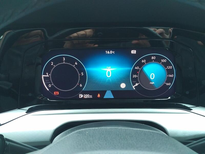 VOLKSWAGEN GOLF 2.0 TDI Life 2020