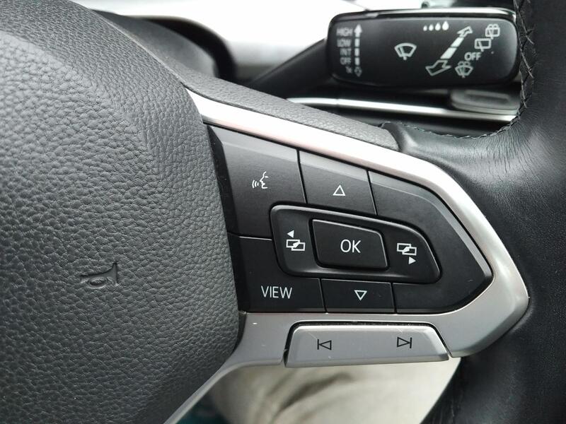 VOLKSWAGEN GOLF 2.0 TDI Life 2020