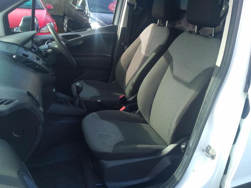 FORD TRANSIT COURIER 1.5 TDCi 2019