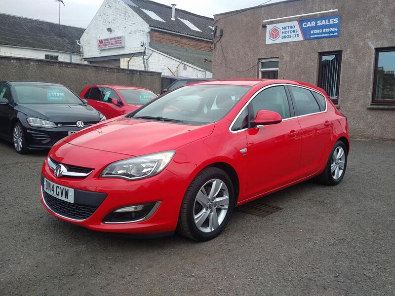 VAUXHALL ASTRA 2.0 CDTi ecoFLEX SRi 2014