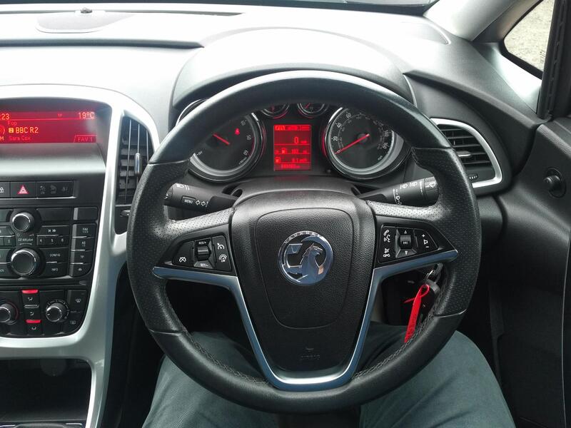 VAUXHALL ASTRA 2.0 CDTi ecoFLEX SRi 2014