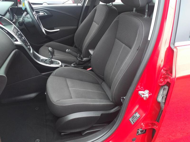 VAUXHALL ASTRA 2.0 CDTi ecoFLEX SRi 2014