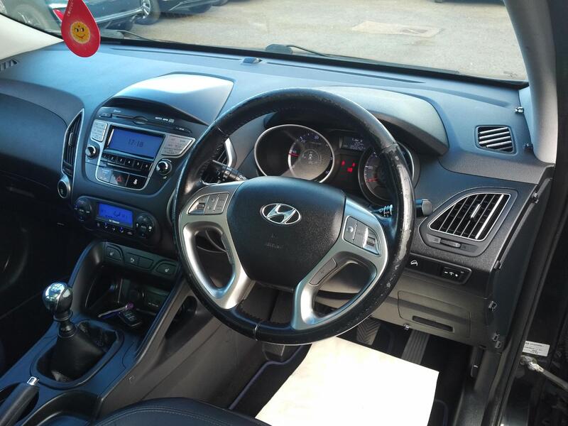 HYUNDAI IX35 1.7 CRDi Premium 2011