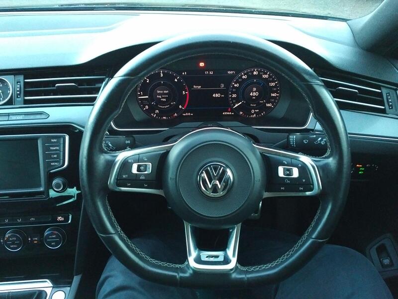 VOLKSWAGEN PASSAT 2.0 TDI BlueMotion Tech R-Line 2016