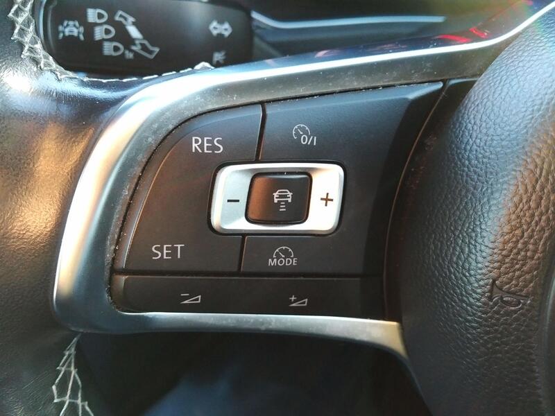 VOLKSWAGEN T-ROC 2.0 TDI R-Line 2018