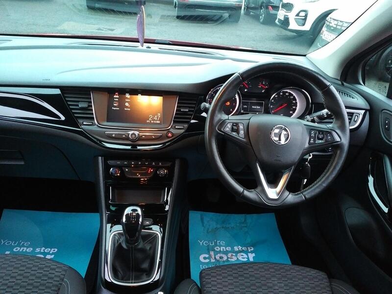 VAUXHALL ASTRA 1.4 i Turbo SRi 2019