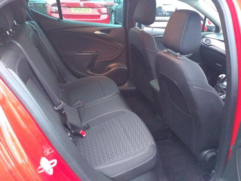 VAUXHALL ASTRA 1.4 i Turbo SRi 2019